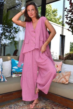 Sandbar Linen Blend 3 Button Dip Side Wasitcoat Indian Pink